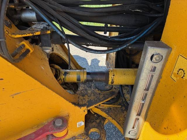 Volvo L110E - Kolesni nakladalec: slika 4 Volvo L110E - Kolesni nakladalec: slika 4