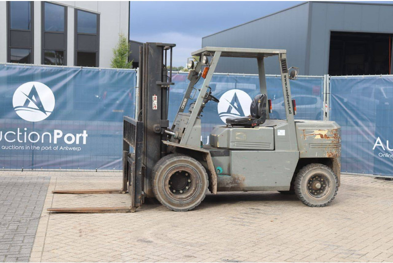 Yang FD-45IIP - Diesel viličar: slika 1 Yang FD-45IIP - Diesel viličar: slika 1