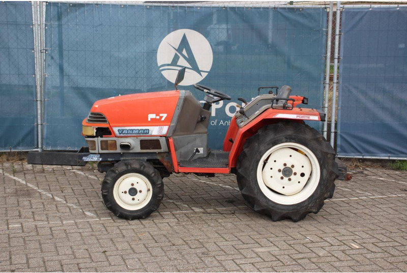 Yanmar F-7 D - Traktor: slika 2 Yanmar F-7 D - Traktor: slika 2