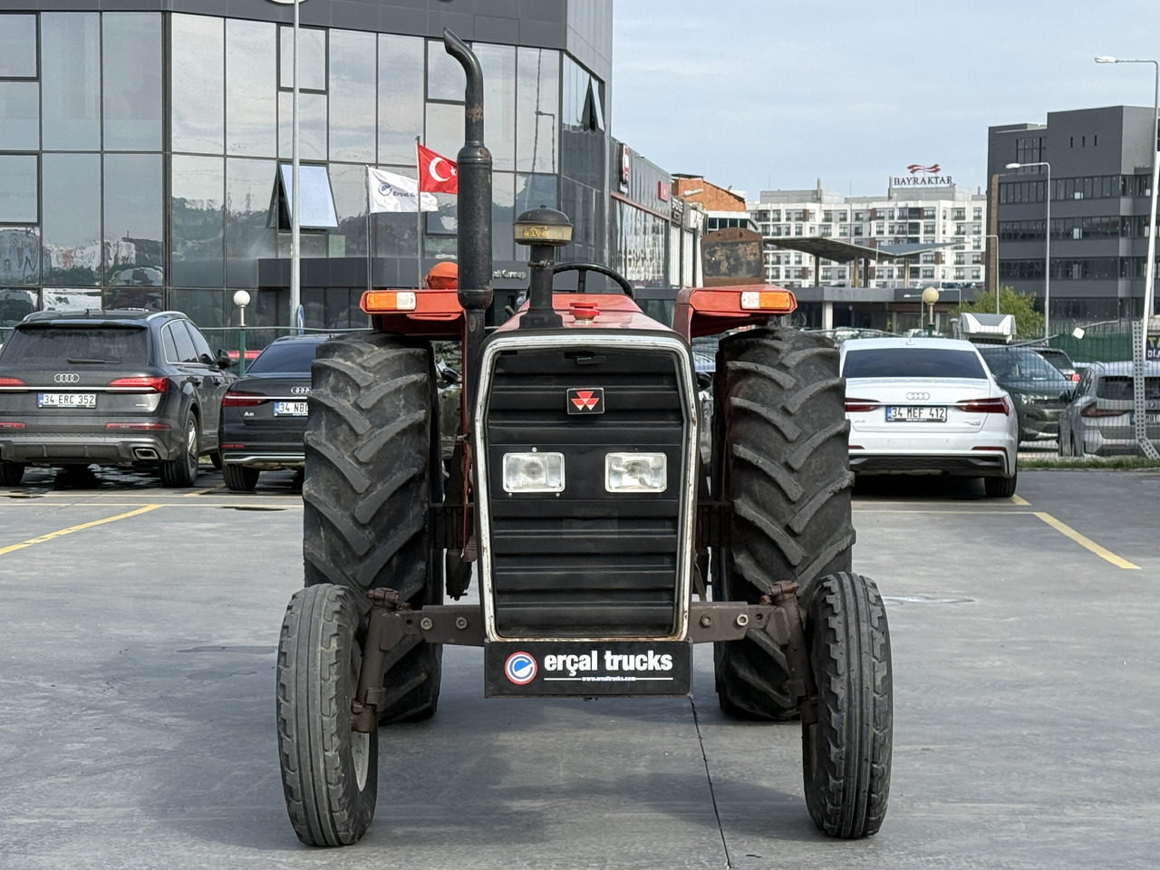 MASSEY FERGUSON 1996 MASSEY FERGUSON 285 S/ TRACTOR - Traktor: slika 2 MASSEY FERGUSON 1996 MASSEY FERGUSON 285 S/ TRACTOR - Traktor: slika 2