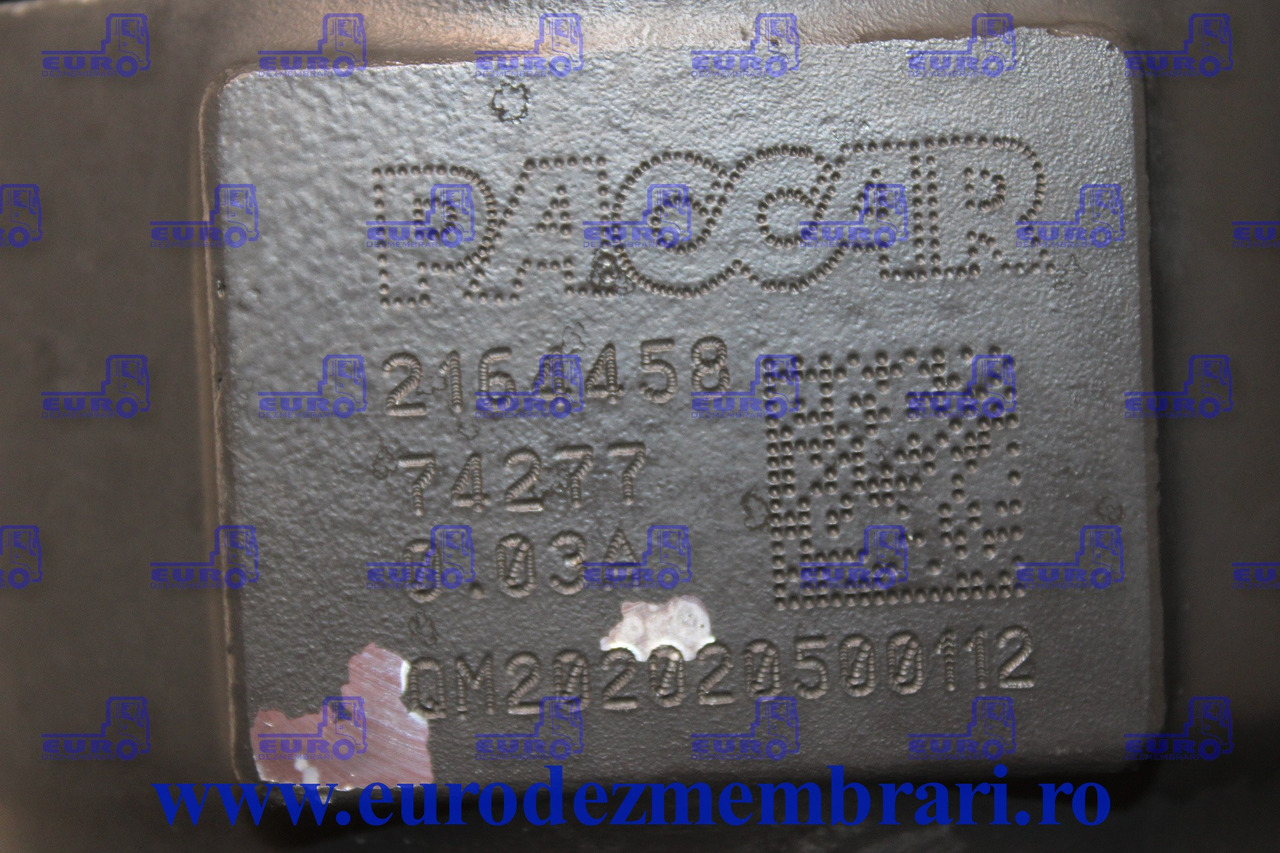 CARCASA FILTRU COMBUSTIBIL DAF XF106 2164458 - Filter za gorivo za Tovornjak: slika 2 CARCASA FILTRU COMBUSTIBIL DAF XF106 2164458 - Filter za gorivo za Tovornjak: slika 2