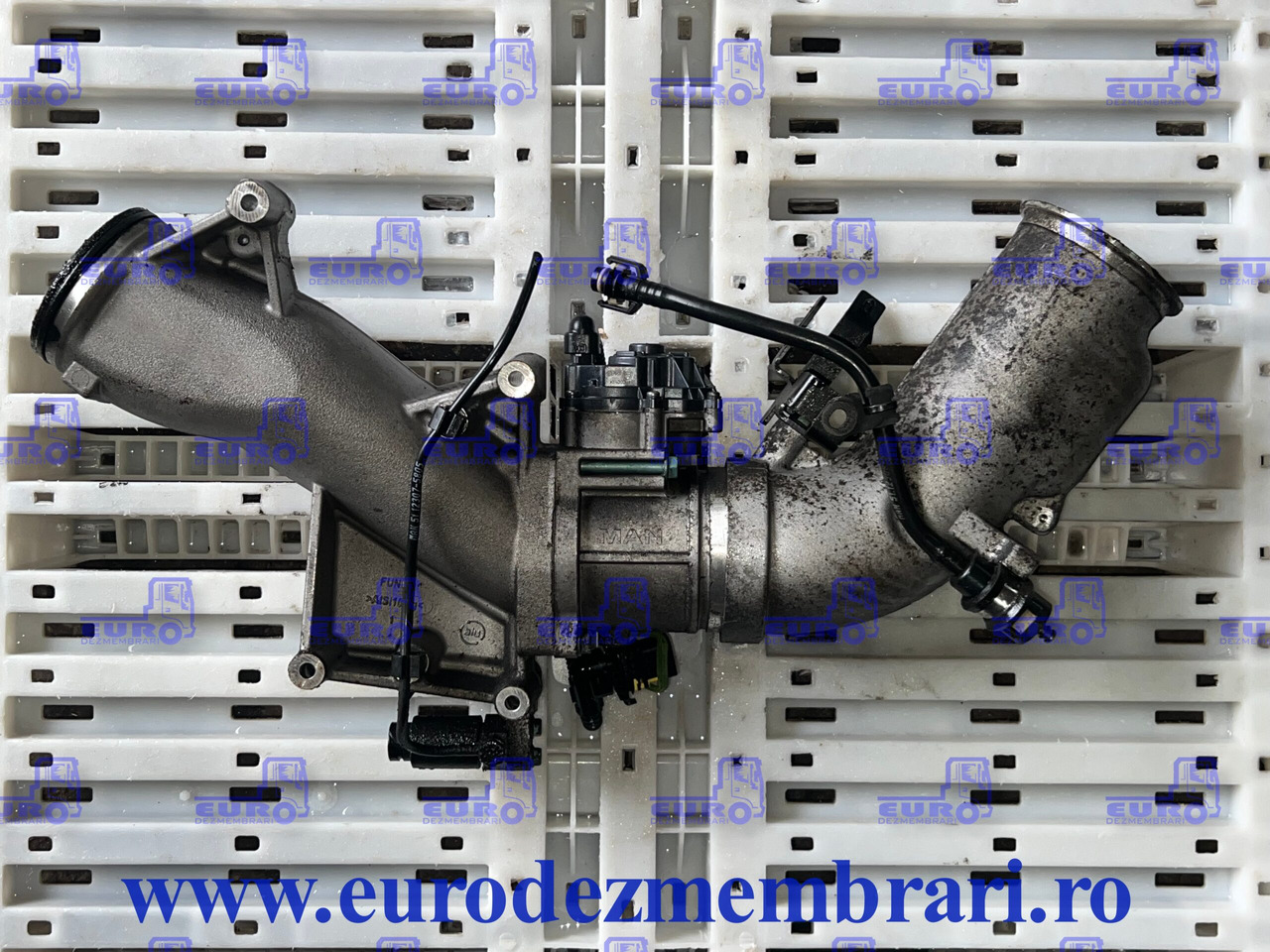 GALERIE ADMISIE + CLAPETA ACCELERATIE MAN TGX D3876 51.09413.7018, 51.09412.0323, 51.09412.0718, 51.26803.0055, 51.25902.0154, 51.25902.0081 - Sesalni kolektor za Tovornjak: slika 2 GALERIE ADMISIE + CLAPETA ACCELERATIE MAN TGX D3876 51.09413.7018, 51.09412.0323, 51.09412.0718, 51.26803.0055, 51.25902.0154, 51.25902.0081 - Sesalni kolektor za Tovornjak: slika 2