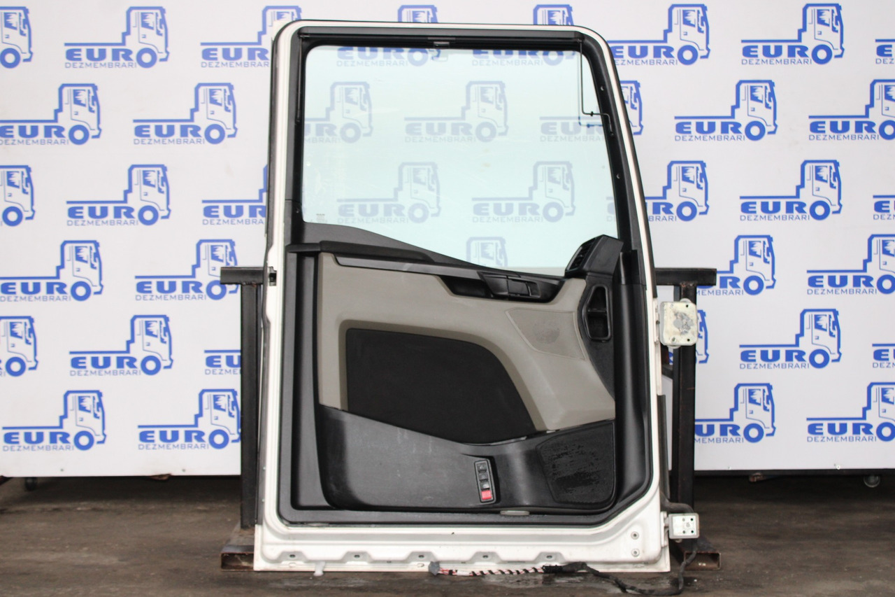 USA STANGA MAN TGX TG3 81.62600.4137 81.62600.4141 - Vrata in deli za Tovornjak: slika 1 USA STANGA MAN TGX TG3 81.62600.4137 81.62600.4141 - Vrata in deli za Tovornjak: slika 1