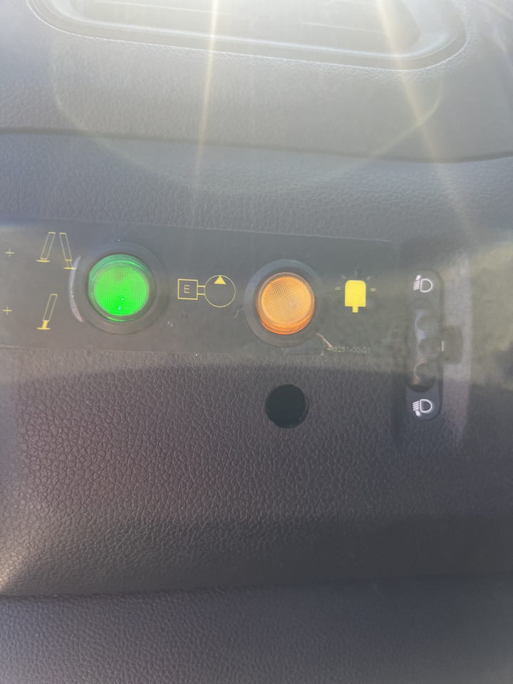 FURGON CON CESTA RENAULT MASTER lizing FURGON CON CESTA RENAULT MASTER: slika 9 FURGON CON CESTA RENAULT MASTER lizing FURGON CON CESTA RENAULT MASTER: slika 9