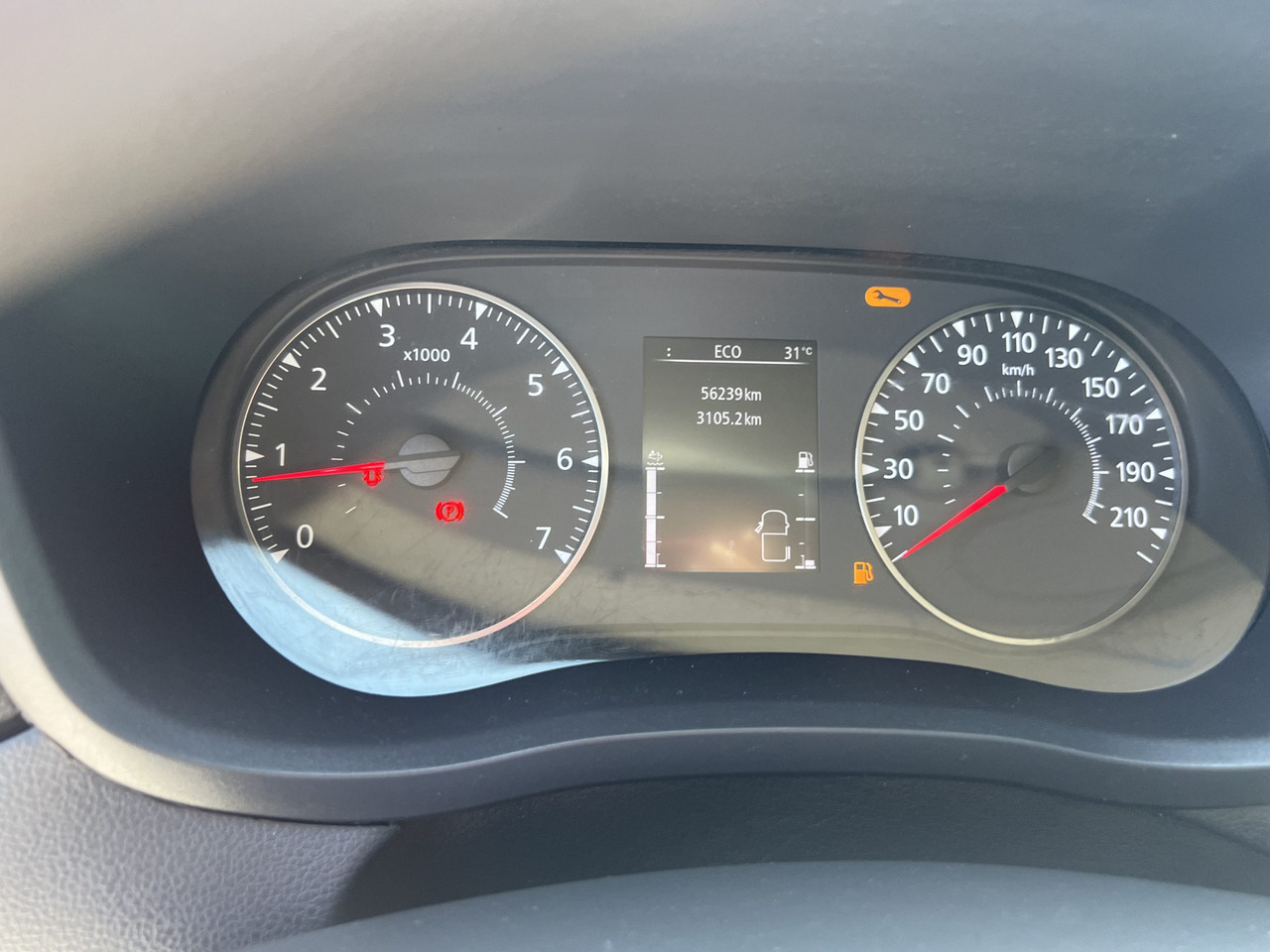 FURGON CON CESTA RENAULT MASTER lizing FURGON CON CESTA RENAULT MASTER: slika 6 FURGON CON CESTA RENAULT MASTER lizing FURGON CON CESTA RENAULT MASTER: slika 6