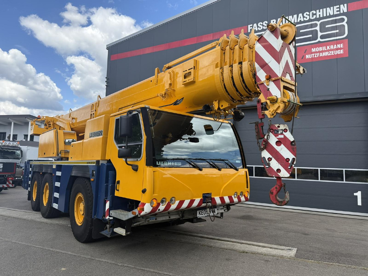 Liebherr LTM 1055-3.1 (05 - 055 855) | 6 x 6 - Avtodvigalo: slika 1 Liebherr LTM 1055-3.1 (05 - 055 855) | 6 x 6 - Avtodvigalo: slika 1