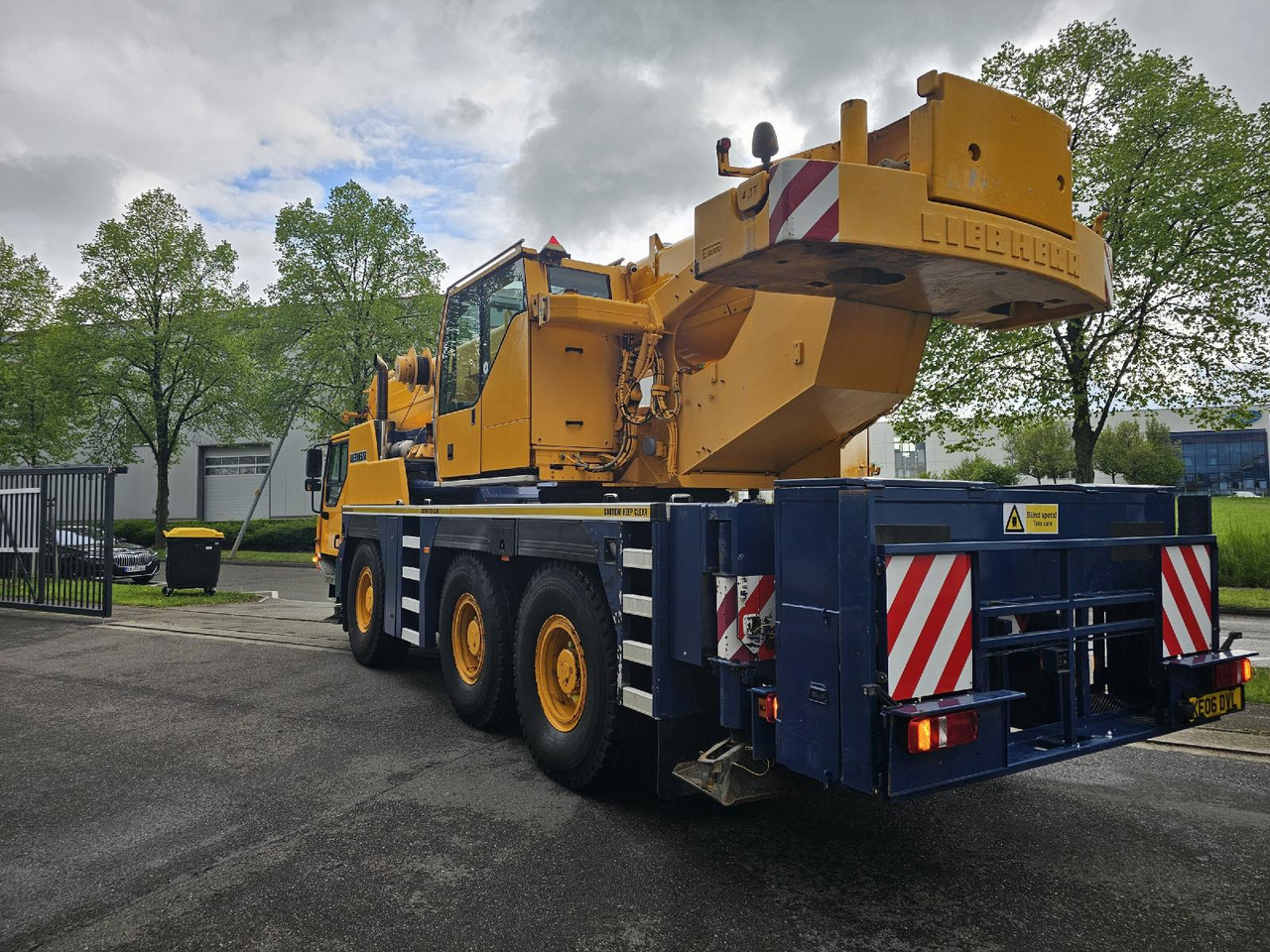 Liebherr LTM 1055-3.1 (06 - 056 016) | 6 x 6 - Avtodvigalo: slika 4 Liebherr LTM 1055-3.1 (06 - 056 016) | 6 x 6 - Avtodvigalo: slika 4