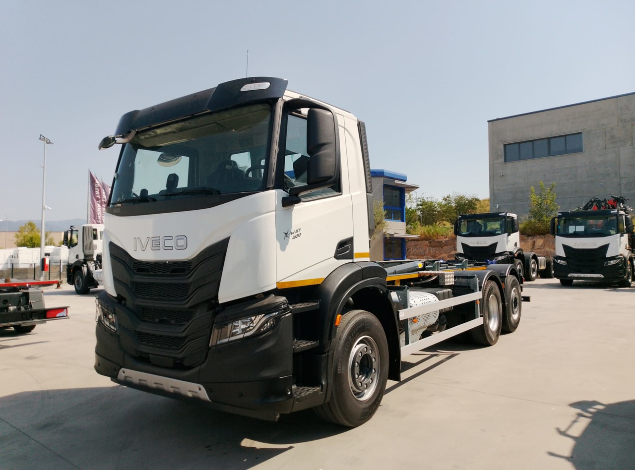 IVECO AD280X40 YPS ON X-WAY E6 (Hook Equipment) - Kotalni prekucni tovornjak: slika 4 IVECO AD280X40 YPS ON X-WAY E6 (Hook Equipment) - Kotalni prekucni tovornjak: slika 4