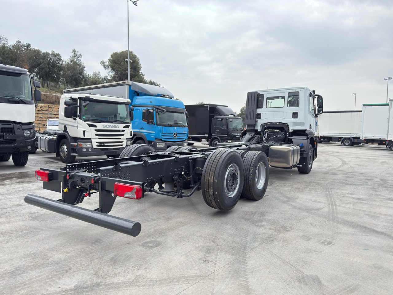 IVECO AD280X46 YPS ON X-Way E6 (Chassis) - Tovornjak-šasija: slika 5 IVECO AD280X46 YPS ON X-Way E6 (Chassis) - Tovornjak-šasija: slika 5