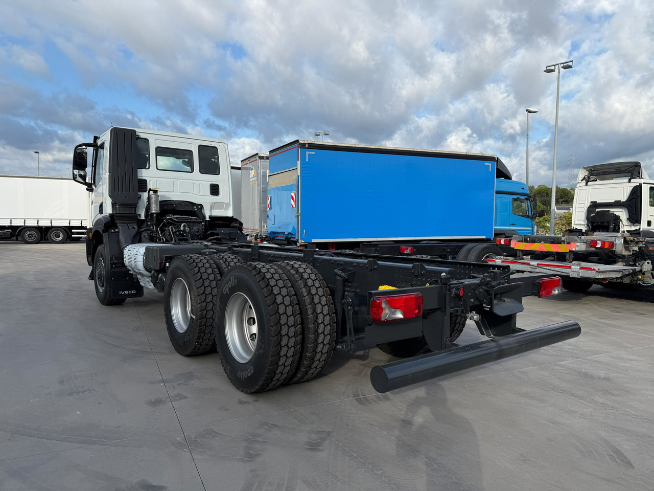 IVECO AD300X46Z OFF X-Way HI-TRACTION E6 (Chassis) - Tovornjak-šasija: slika 5 IVECO AD300X46Z OFF X-Way HI-TRACTION E6 (Chassis) - Tovornjak-šasija: slika 5