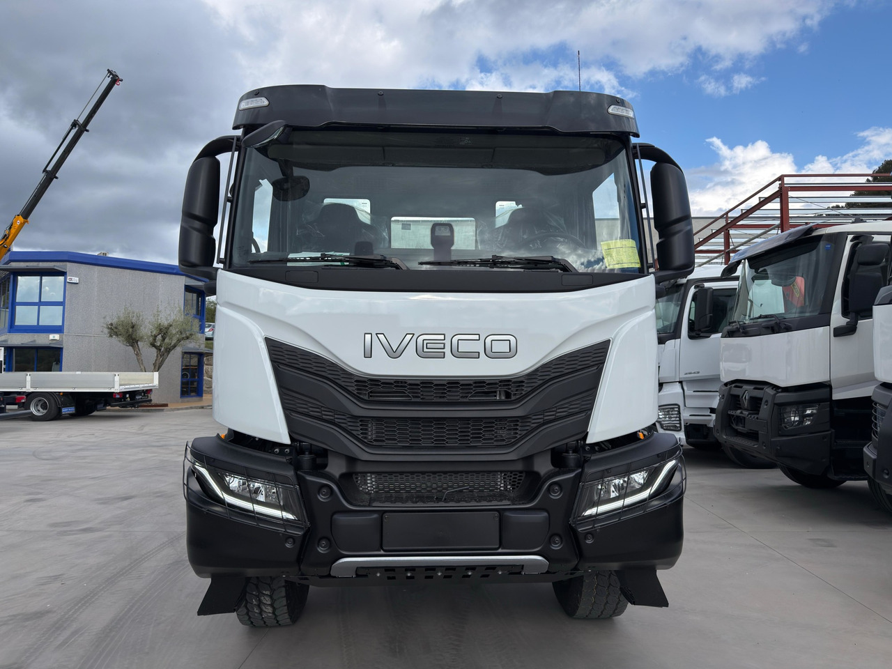 IVECO AD380T46 6x4 E6 (Chassis) - Tovornjak-šasija: slika 3 IVECO AD380T46 6x4 E6 (Chassis) - Tovornjak-šasija: slika 3