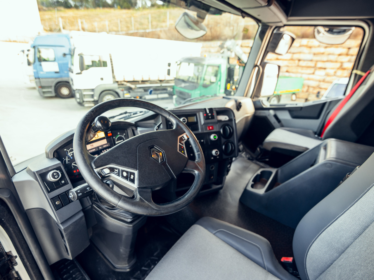 RENAULT C460 E6 (Chassis) - Tovornjak-šasija: slika 5 RENAULT C460 E6 (Chassis) - Tovornjak-šasija: slika 5