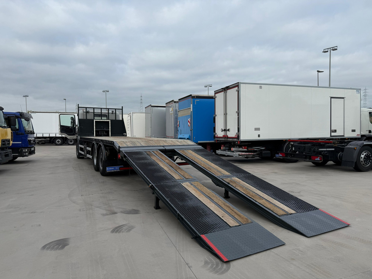 SCANIA P410 E6 (Machinery Carrier) - Tovornjak avtotransporter: slika 5 SCANIA P410 E6 (Machinery Carrier) - Tovornjak avtotransporter: slika 5