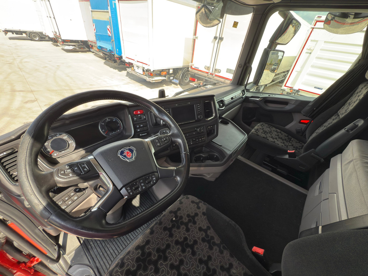 SCANIA R450 E6 (Chassis) - Tovornjak-šasija: slika 5 SCANIA R450 E6 (Chassis) - Tovornjak-šasija: slika 5
