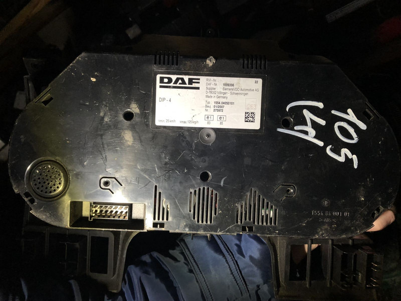 DAF XF 105 - Armaturna plošča: slika 1 DAF XF 105 - Armaturna plošča: slika 1