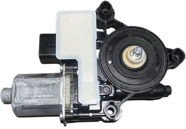 DAF XG - Motorček za dvig oken: slika 3 DAF XG - Motorček za dvig oken: slika 3