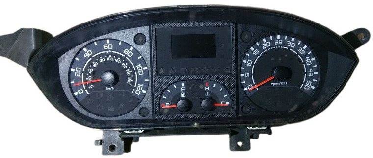 Iveco - Armaturna plošča: slika 1 Iveco - Armaturna plošča: slika 1