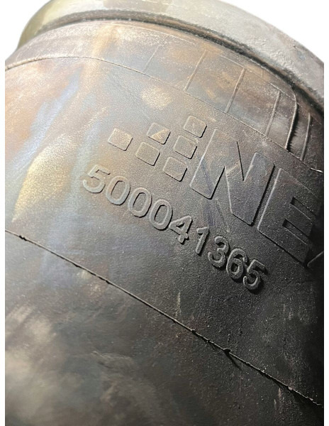 Iveco S-WAY - Zračno vzmetenje: slika 3 Iveco S-WAY - Zračno vzmetenje: slika 3