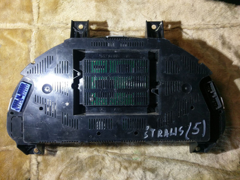 Iveco Siemens VDO Automative AG 1557.0001010002 - Armaturna plošča: slika 2 Iveco Siemens VDO Automative AG 1557.0001010002 - Armaturna plošča: slika 2