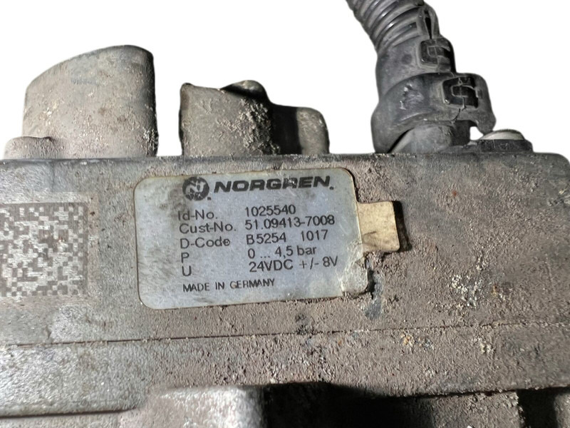 MAN - Motor in deli: slika 4 MAN - Motor in deli: slika 4