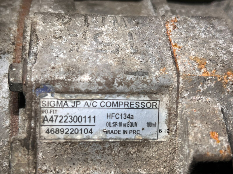 Mercedes-Benz - Kompresor klime: slika 2 Mercedes-Benz - Kompresor klime: slika 2