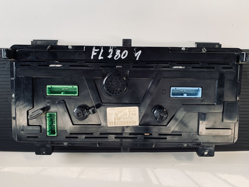 Volvo FL 280 - Armaturna plošča: slika 2 Volvo FL 280 - Armaturna plošča: slika 2