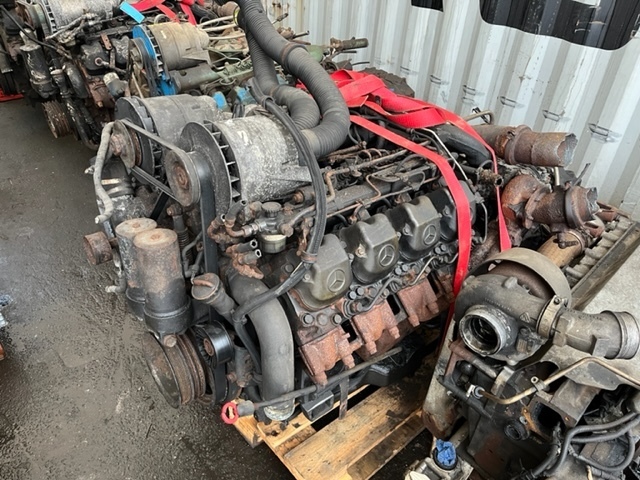 MERCEDES-BENZ OM 442 LA EURO 2/EDC - Motor za Tovornjak: slika 1 MERCEDES-BENZ OM 442 LA EURO 2/EDC - Motor za Tovornjak: slika 1