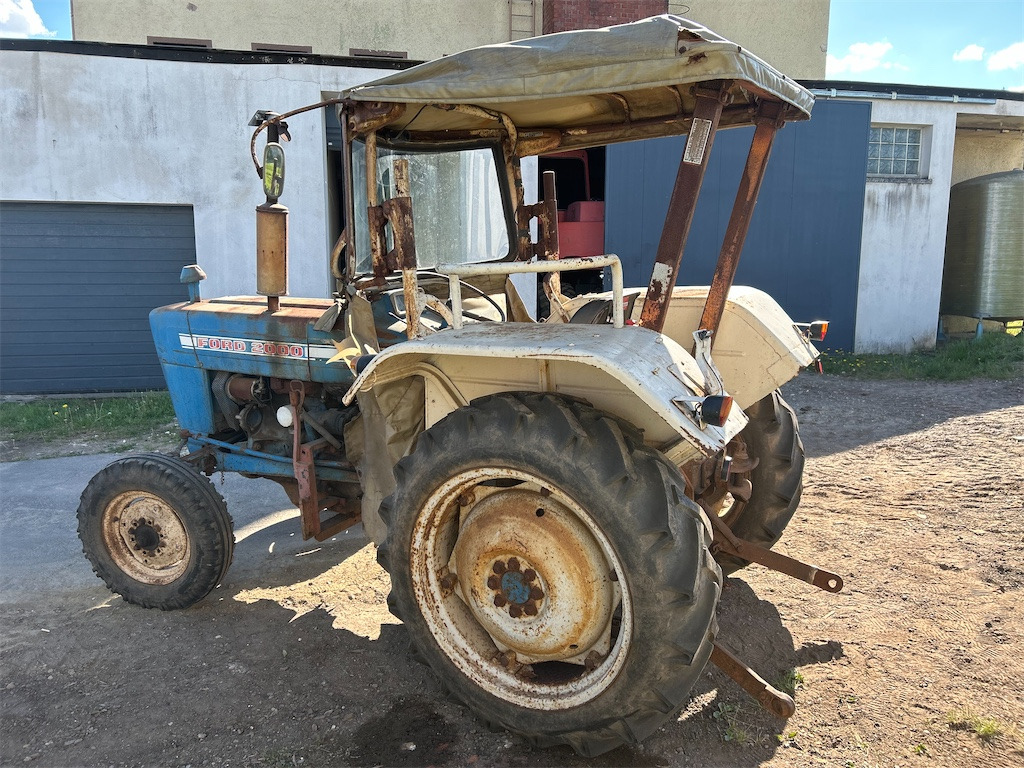 1969 Ford 2000 - Traktor: slika 1 1969 Ford 2000 - Traktor: slika 1