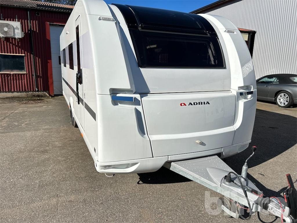 ADRIA Alpina 663HT - Počitniška prikolica: slika 2 ADRIA Alpina 663HT - Počitniška prikolica: slika 2
