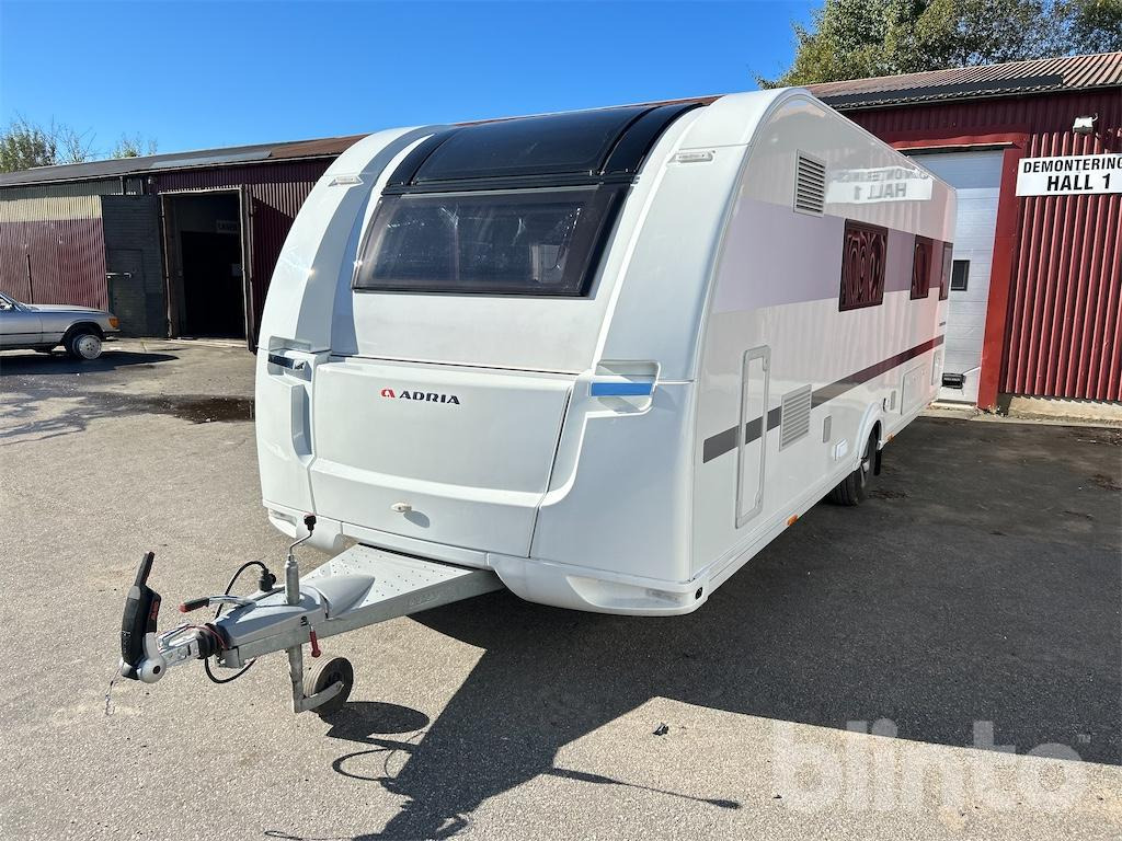 ADRIA Alpina 663HT - Počitniška prikolica: slika 1 ADRIA Alpina 663HT - Počitniška prikolica: slika 1