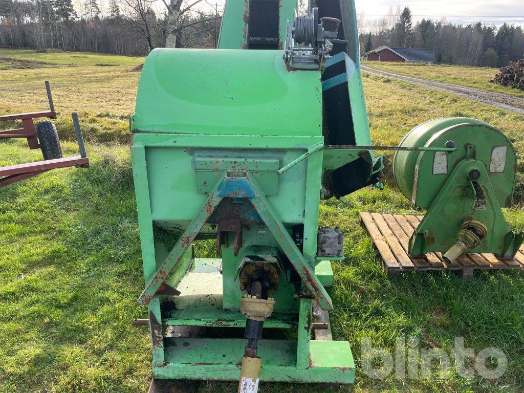 Bilke - Lesni sekalnik: slika 2 Bilke - Lesni sekalnik: slika 2