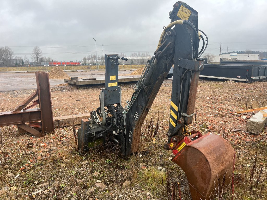 Bobcat H240 - Bager: slika 1 Bobcat H240 - Bager: slika 1