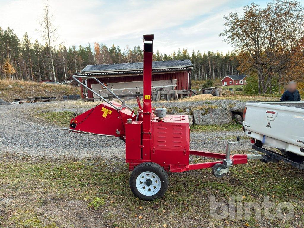 DWC-22 woodchipper - Lesni sekalnik: slika 3 DWC-22 woodchipper - Lesni sekalnik: slika 3