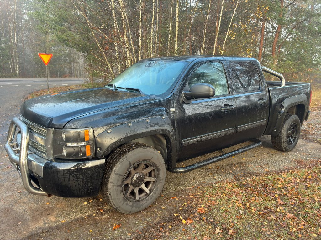 CHEVROLET SILVERADO - Dostavno vozilo: slika 1 CHEVROLET SILVERADO - Dostavno vozilo: slika 1