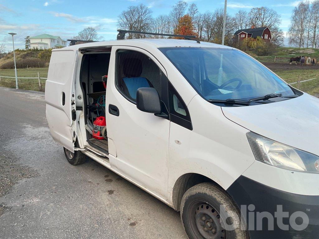 NISSAN NV 200 - Dostavno vozilo: slika 5 NISSAN NV 200 - Dostavno vozilo: slika 5