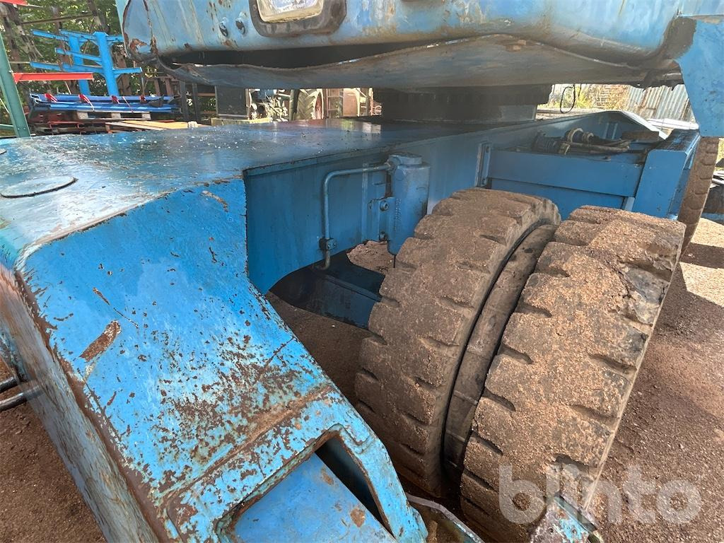 Bager za prekladanje primarnih/ Sekundarnih surovin Fuchs Terex MHL350: slika 14