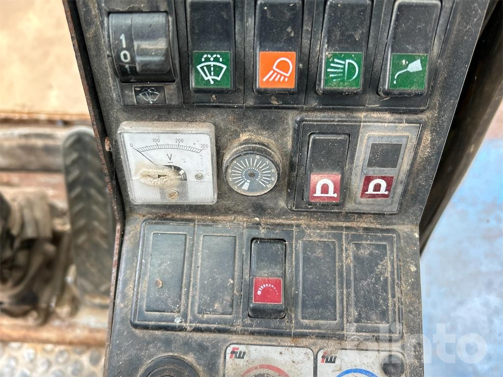 Bager za prekladanje primarnih/ Sekundarnih surovin Fuchs Terex MHL350: slika 47