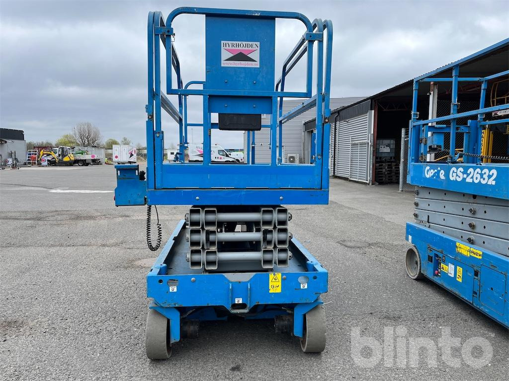 Genie GS-2646 - Škarjasta dvižna ploščad: slika 2 Genie GS-2646 - Škarjasta dvižna ploščad: slika 2