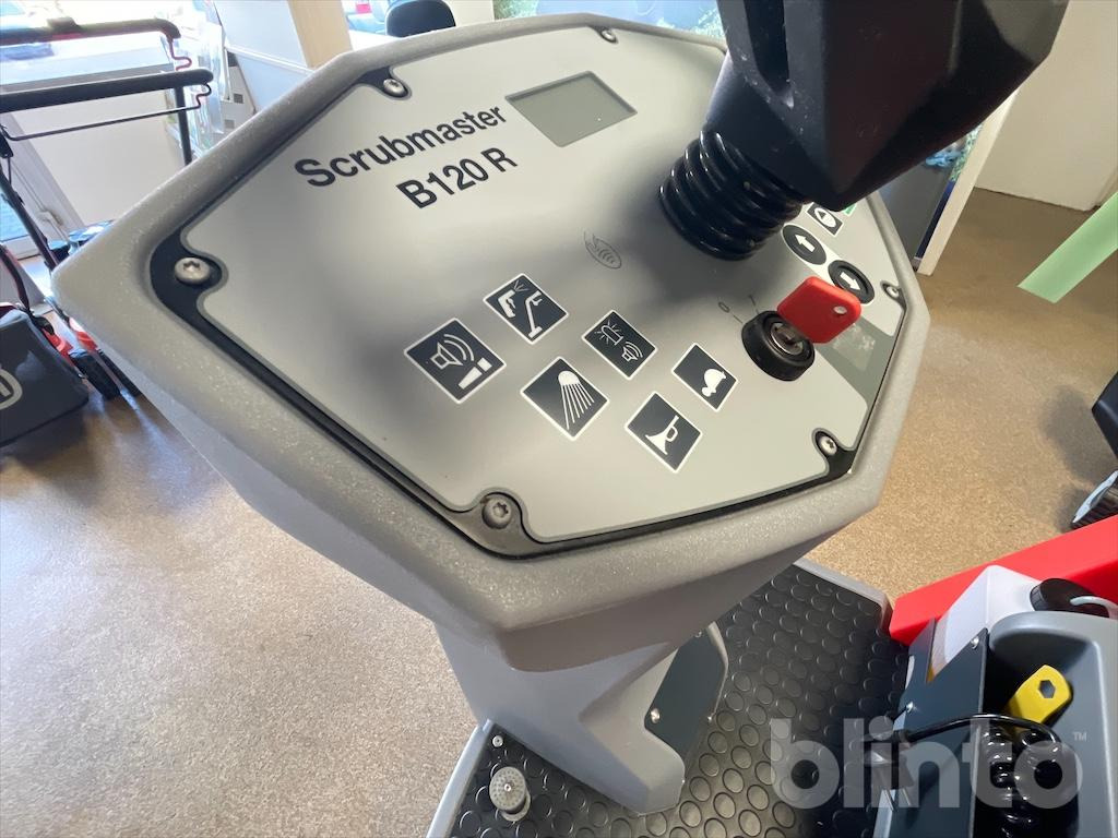 Kombinirani čistilni stroj HAKO Scrubmaster B120 R (2018): slika 12 Kombinirani čistilni stroj HAKO Scrubmaster B120 R (2018): slika 12