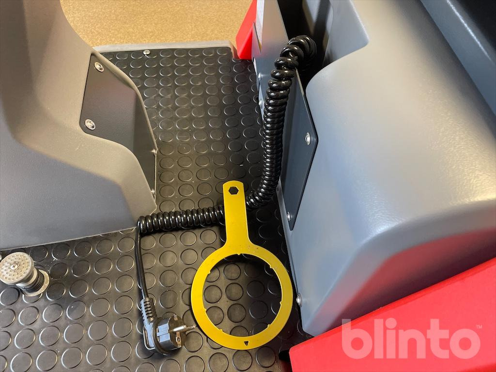 Kombinirani čistilni stroj HAKO Scrubmaster B120 R (2018): slika 36 Kombinirani čistilni stroj HAKO Scrubmaster B120 R (2018): slika 36