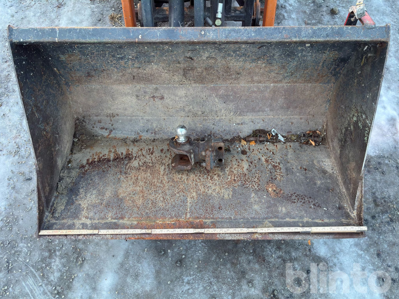 Mestni traktor HOLDER C-TRAC 2.42: slika 40 Mestni traktor HOLDER C-TRAC 2.42: slika 40