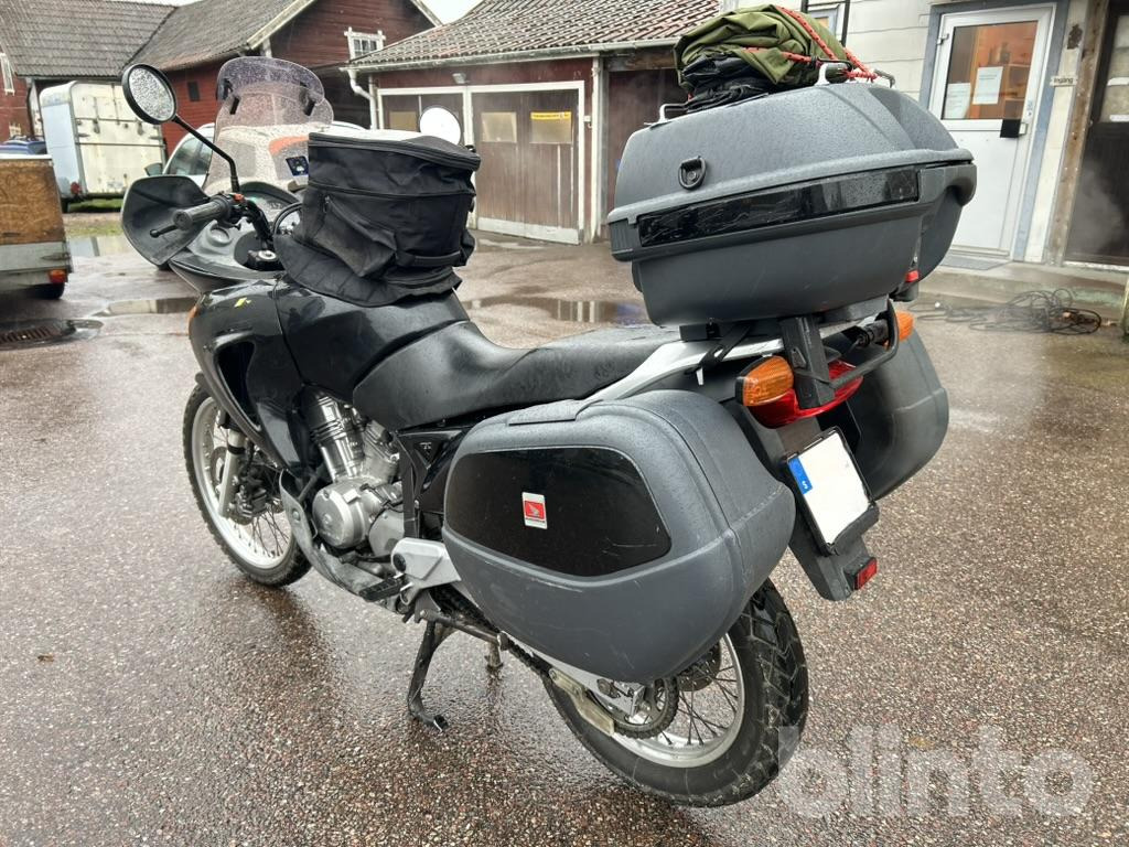 HONDA XL650V Transalp - Motorno kolo: slika 3 HONDA XL650V Transalp - Motorno kolo: slika 3