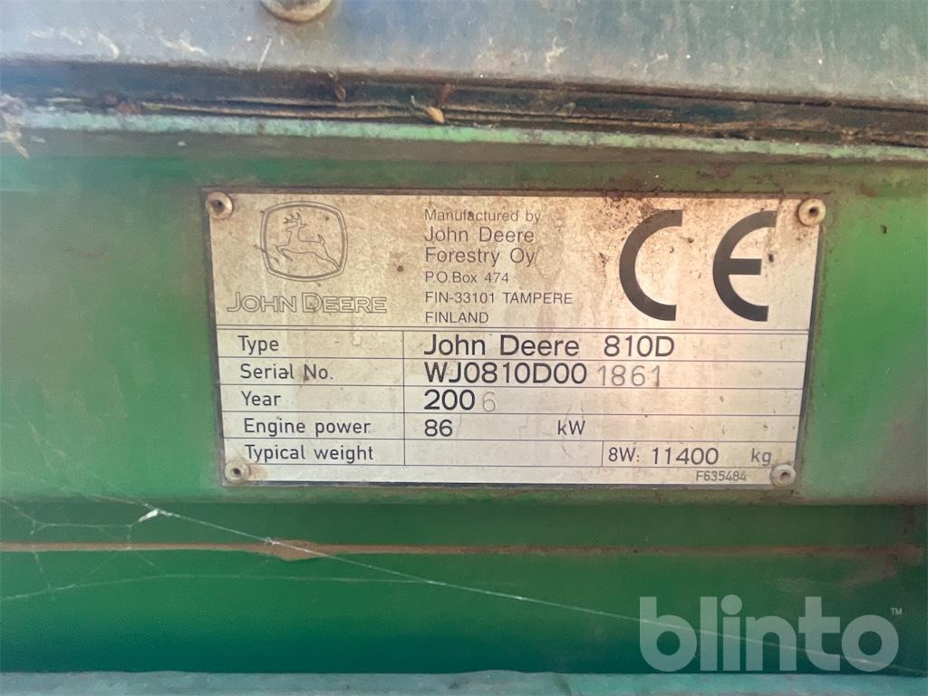 Harvester John Deere 810D (2006) - Forvarder: slika 5 Harvester John Deere 810D (2006) - Forvarder: slika 5