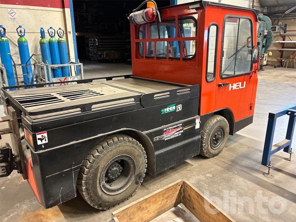 Heli - Vlečni traktor: slika 4 Heli - Vlečni traktor: slika 4