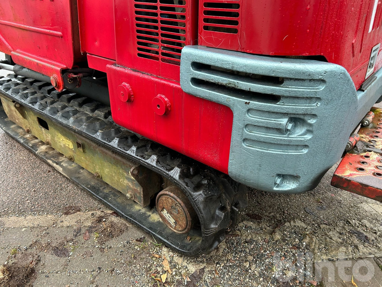 Demper goseničar Hinowa: slika 20 Demper goseničar Hinowa: slika 20