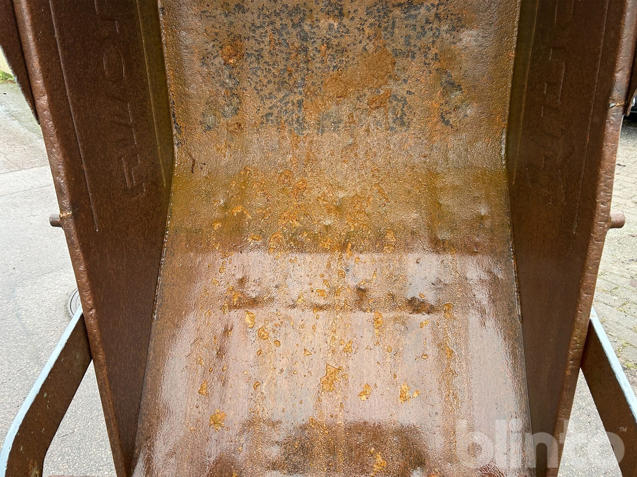 Demper goseničar Hinowa: slika 37 Demper goseničar Hinowa: slika 37