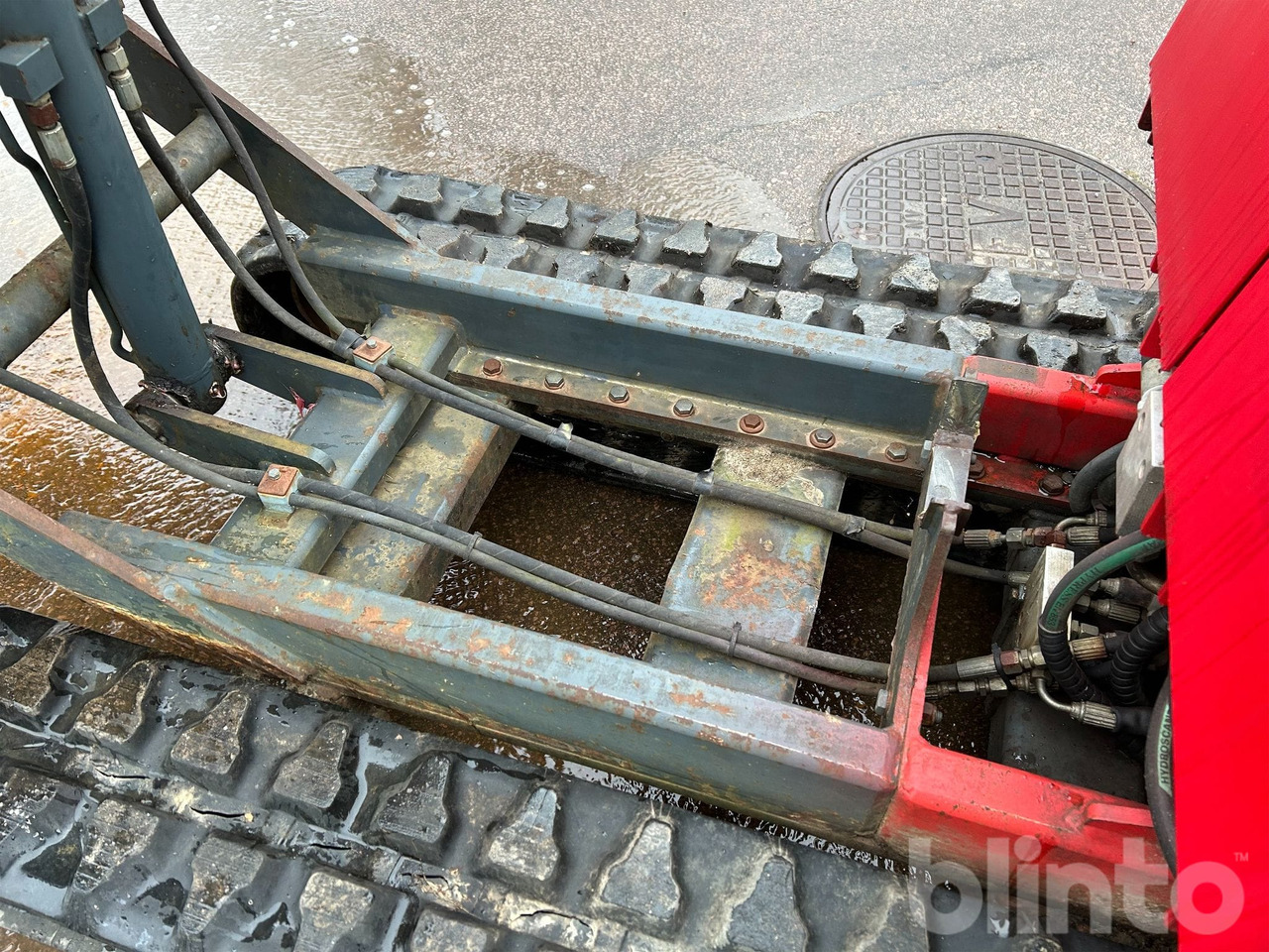 Demper goseničar Hinowa: slika 24 Demper goseničar Hinowa: slika 24