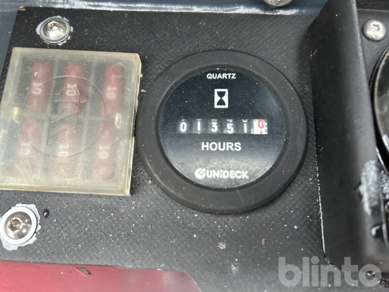 Demper goseničar Hinowa: slika 31 Demper goseničar Hinowa: slika 31