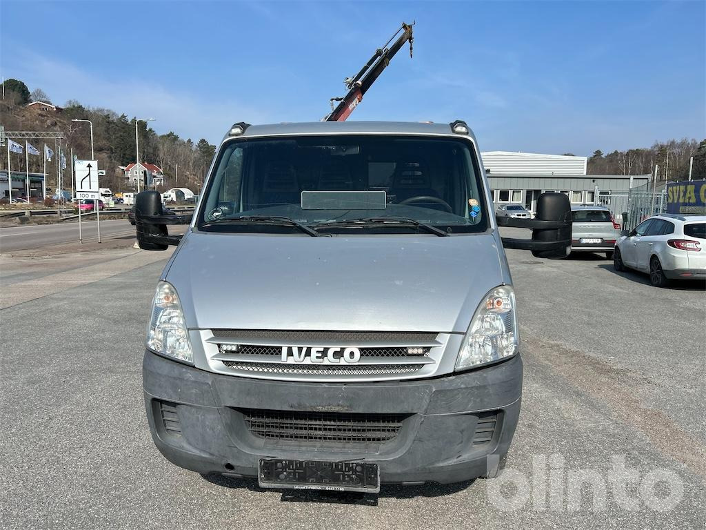 Iveco Daily 3.0HP - Dostavno vozilo s kesonom, Dostavno vozilo z dvojno kabino: slika 3 Iveco Daily 3.0HP - Dostavno vozilo s kesonom, Dostavno vozilo z dvojno kabino: slika 3