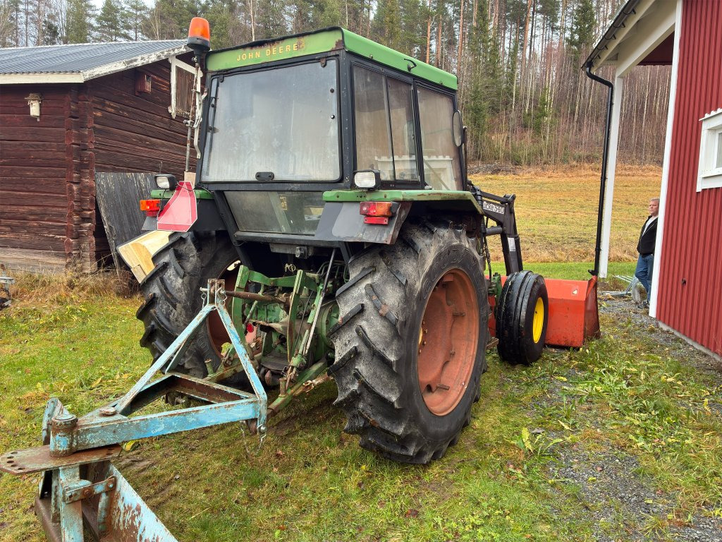 JOHN DEERE 1640 TSS - Traktor: slika 5 JOHN DEERE 1640 TSS - Traktor: slika 5